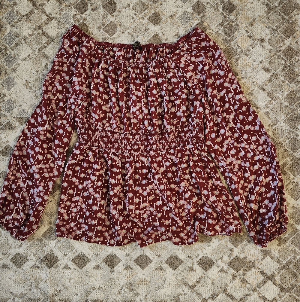 Women's Off-Shoulder Top Size:XL